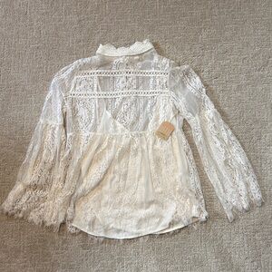 Taylor & Sage Lace Blouse in Cream